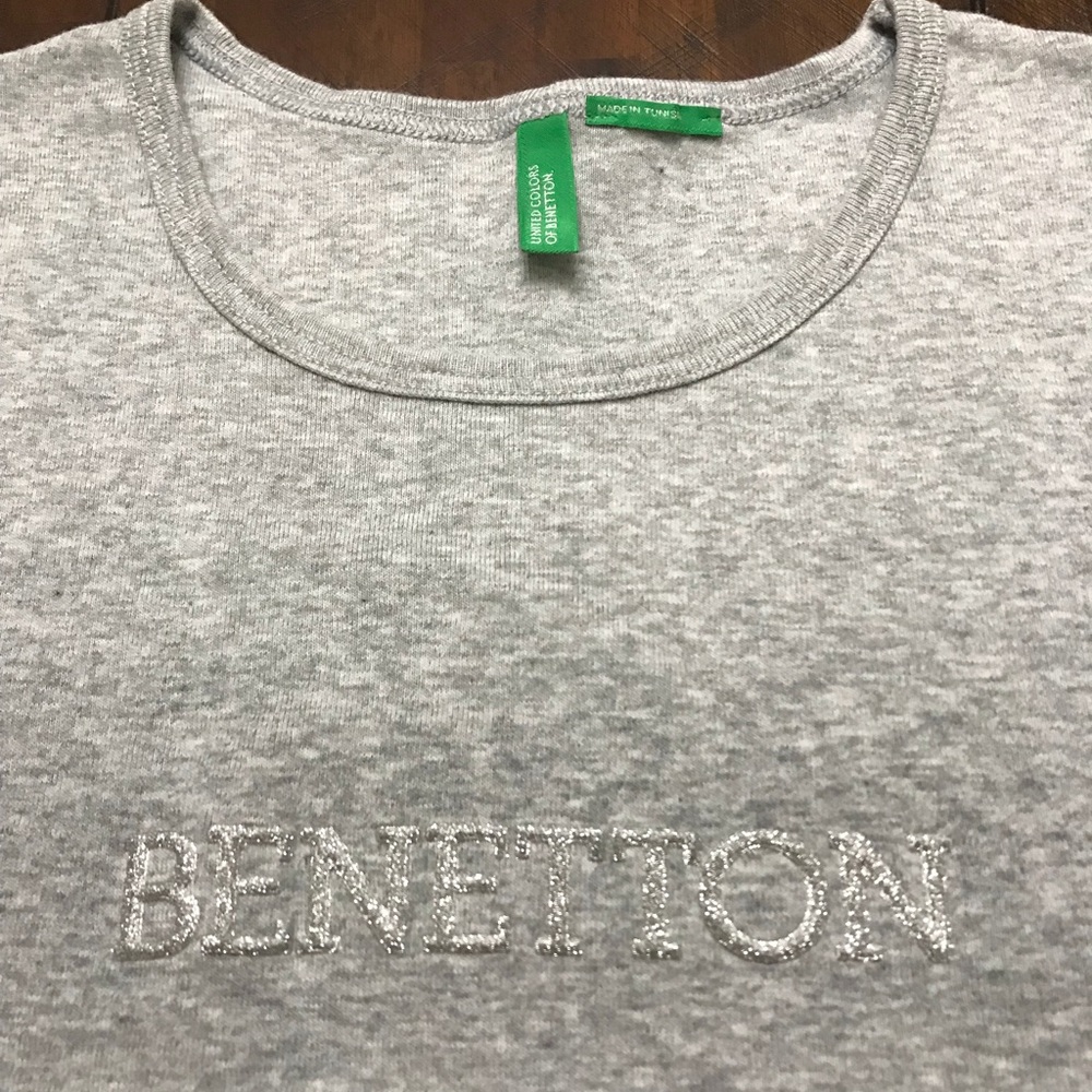 United Colors of Benetton T Shirt.